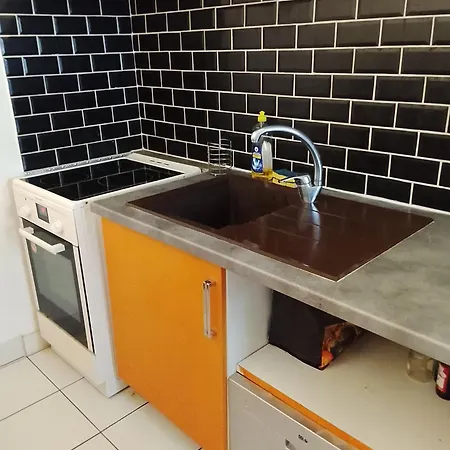 Appartement T2 *